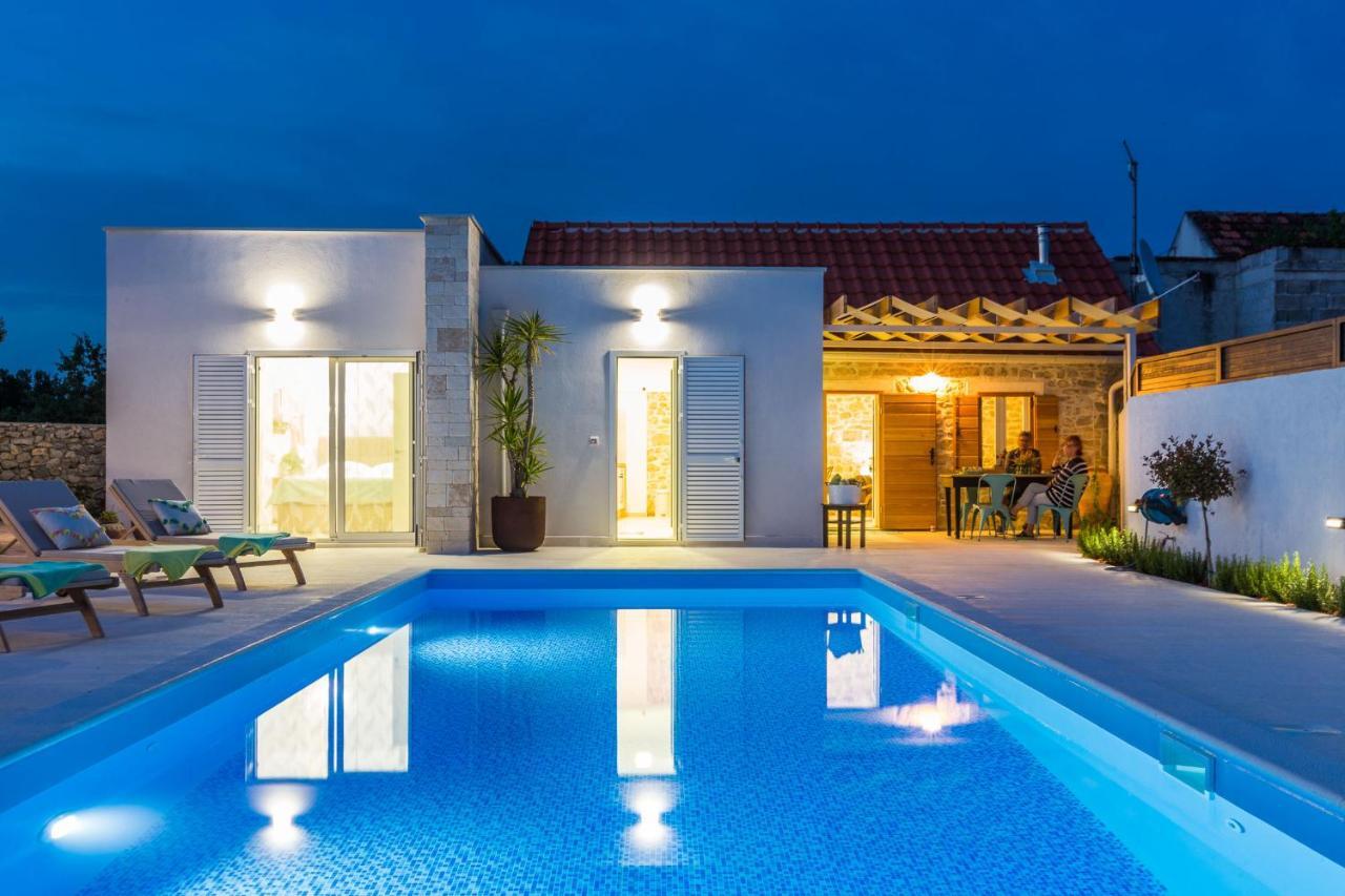 Vila Gallo Galovac  Luaran gambar