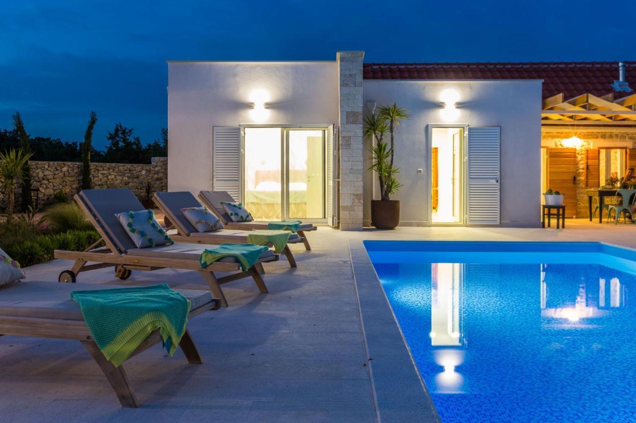 Vila Gallo Galovac  Luaran gambar